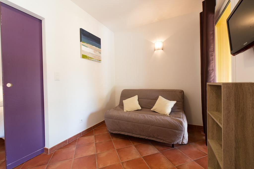 Casa Vecchia Rooms + Apartments Calvi  Cameră foto
